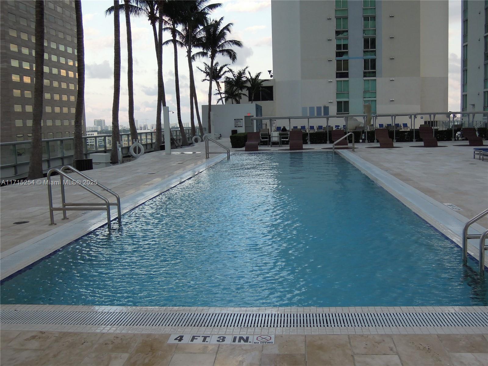 325 S Biscayne Blvd #1219, Miami FL 33131