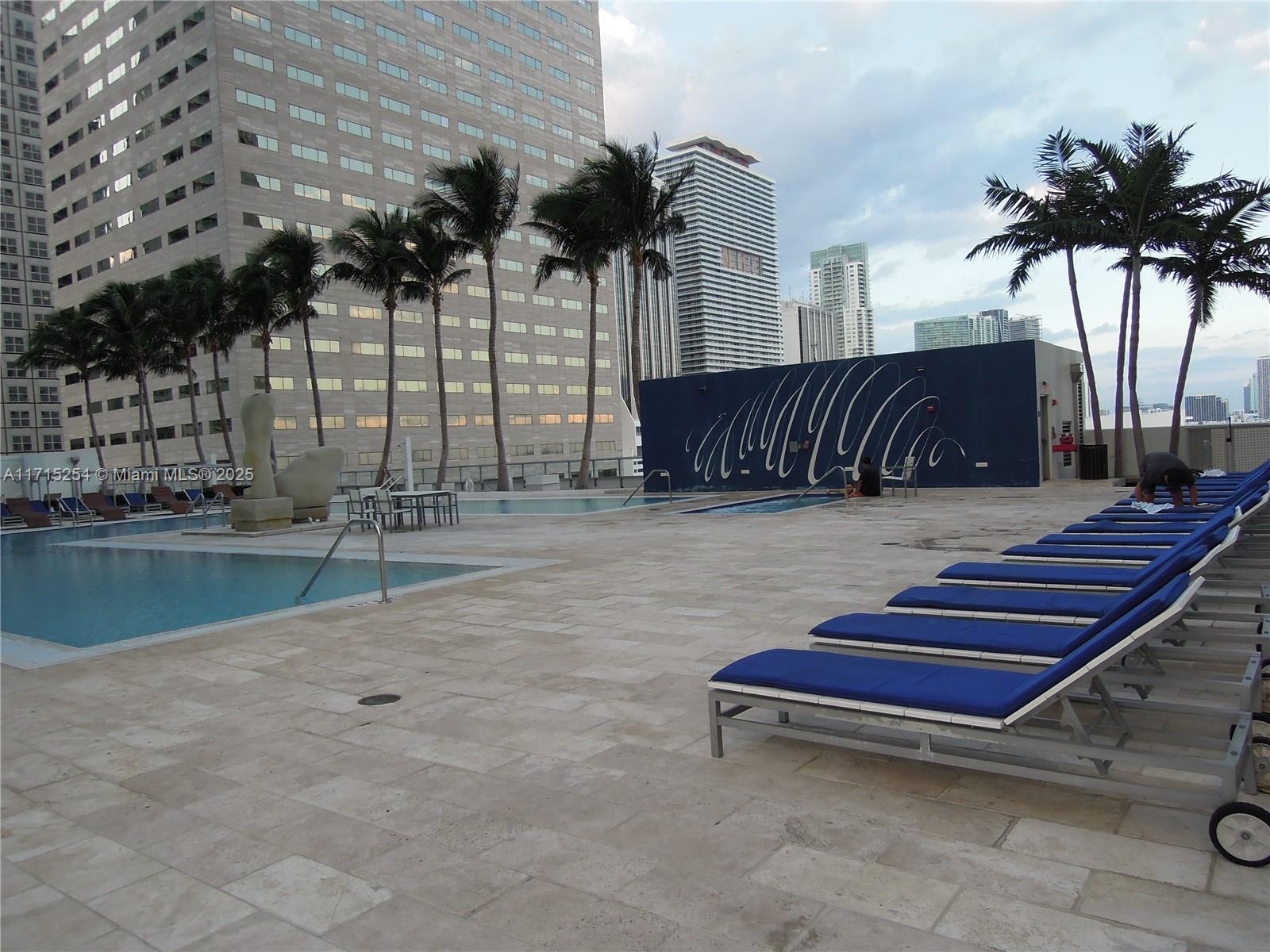 325 S Biscayne Blvd #1219, Miami FL 33131
