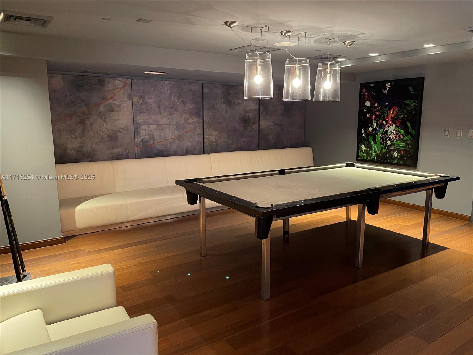 325 S Biscayne Blvd #1219, Miami FL 33131