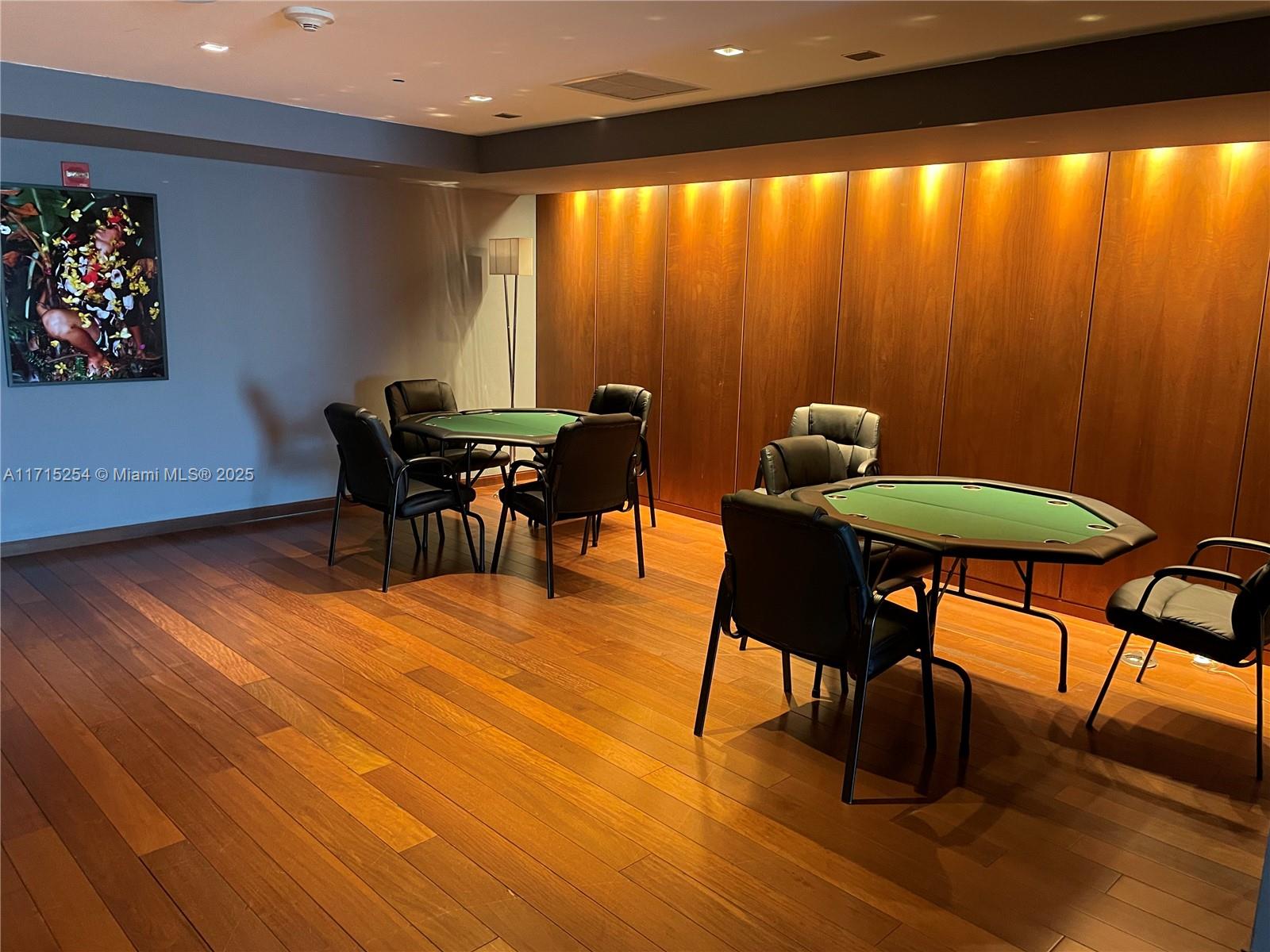 325 S Biscayne Blvd #1219, Miami FL 33131