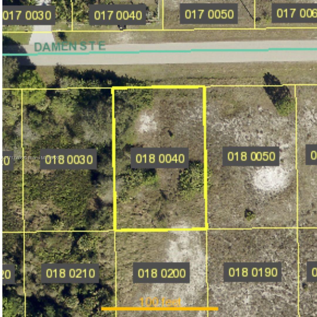 1238 Damen St E, Lehigh Acres, Florida image 1