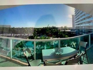 100 Bayview Dr #420, Sunny Isles Beach, Florida image 21