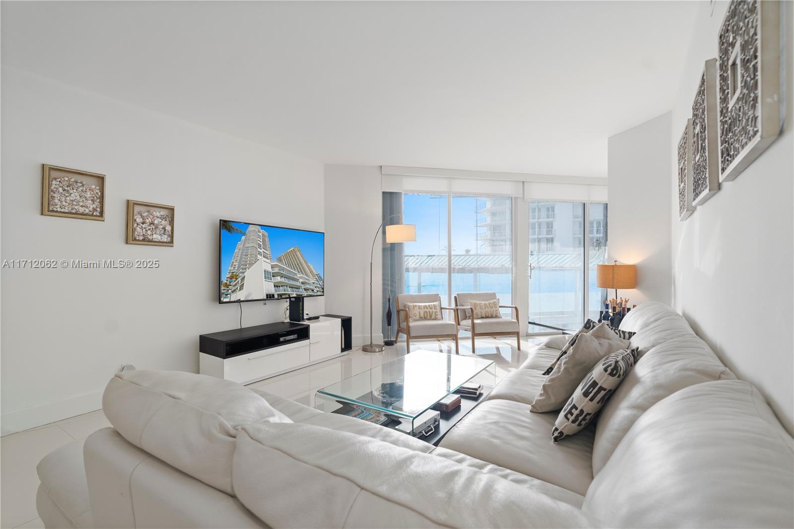 16485 Collins Ave #532, Sunny Isles Beach, Florida image 3