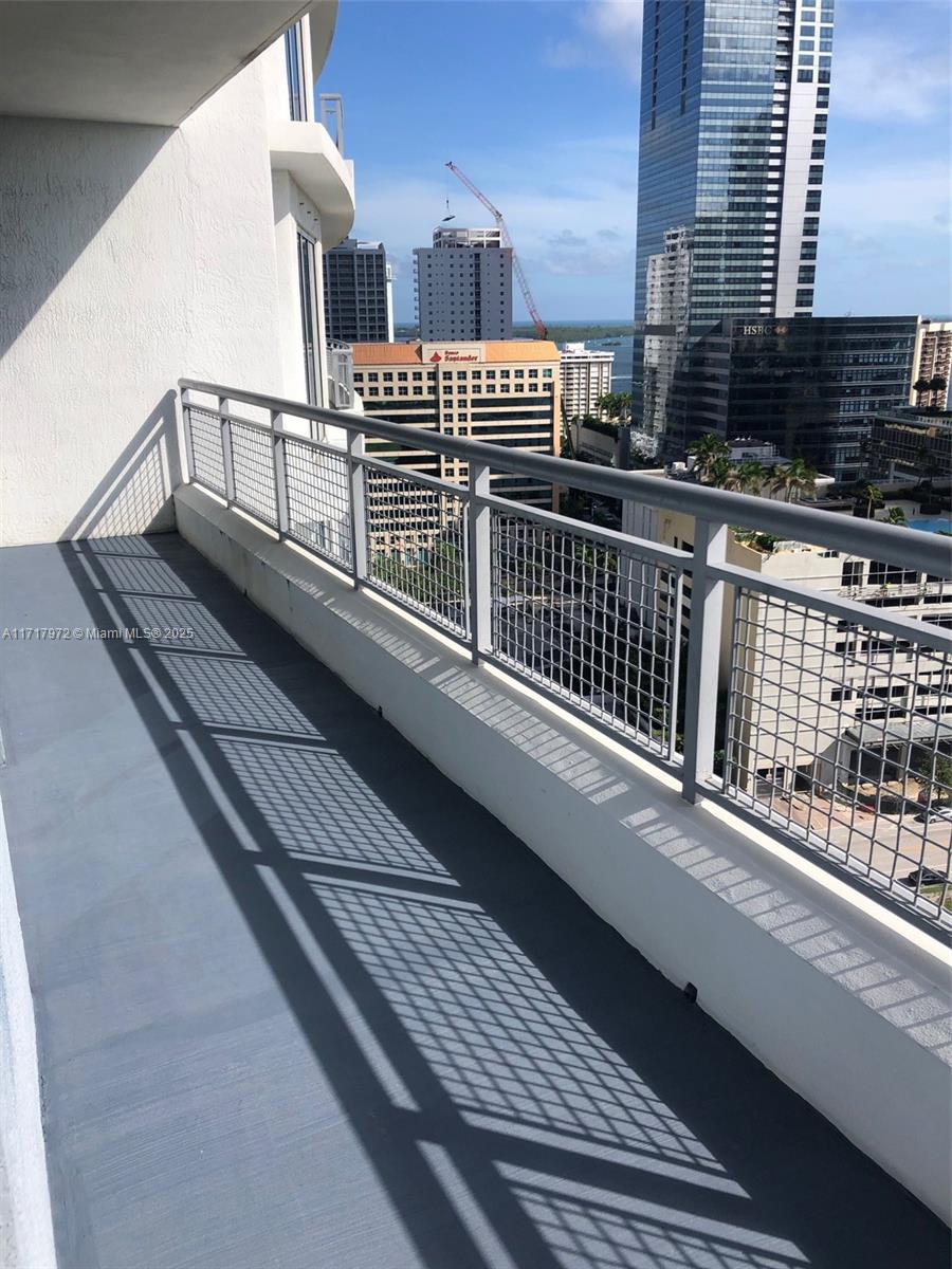 60 SW 13th St #1701, Miami FL 33130