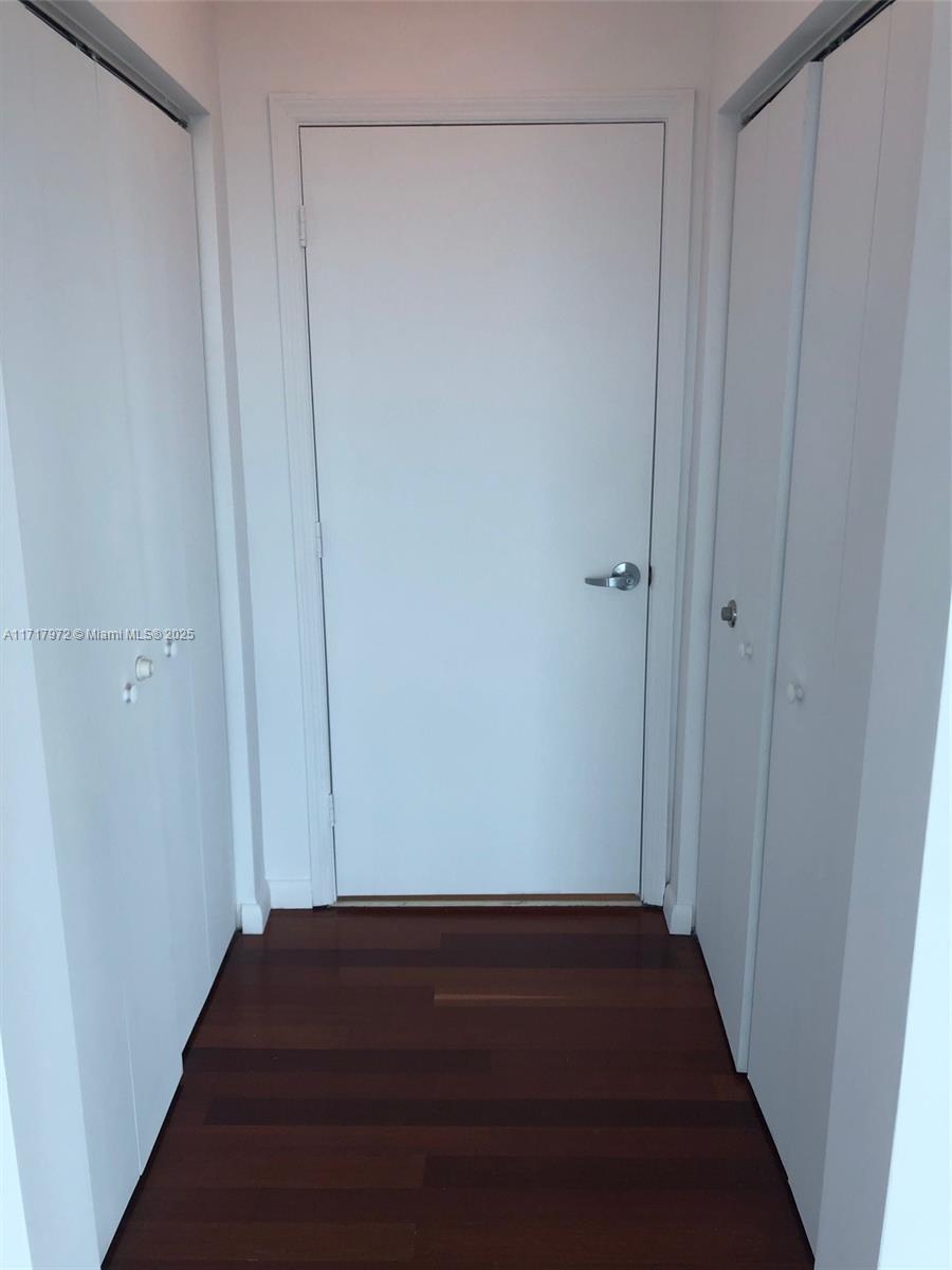 60 SW 13th St #1701, Miami FL 33130