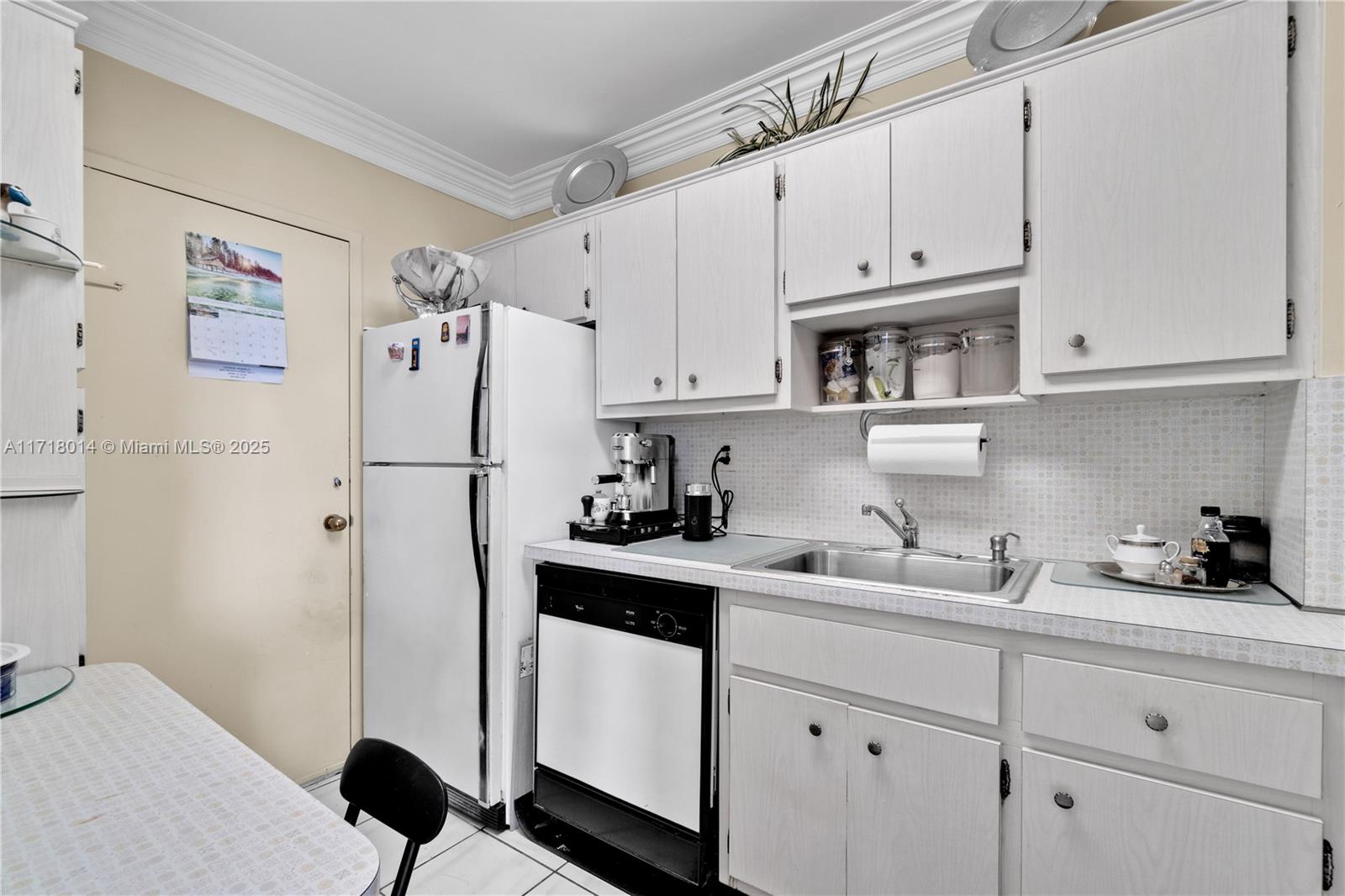 Listing Photo 10