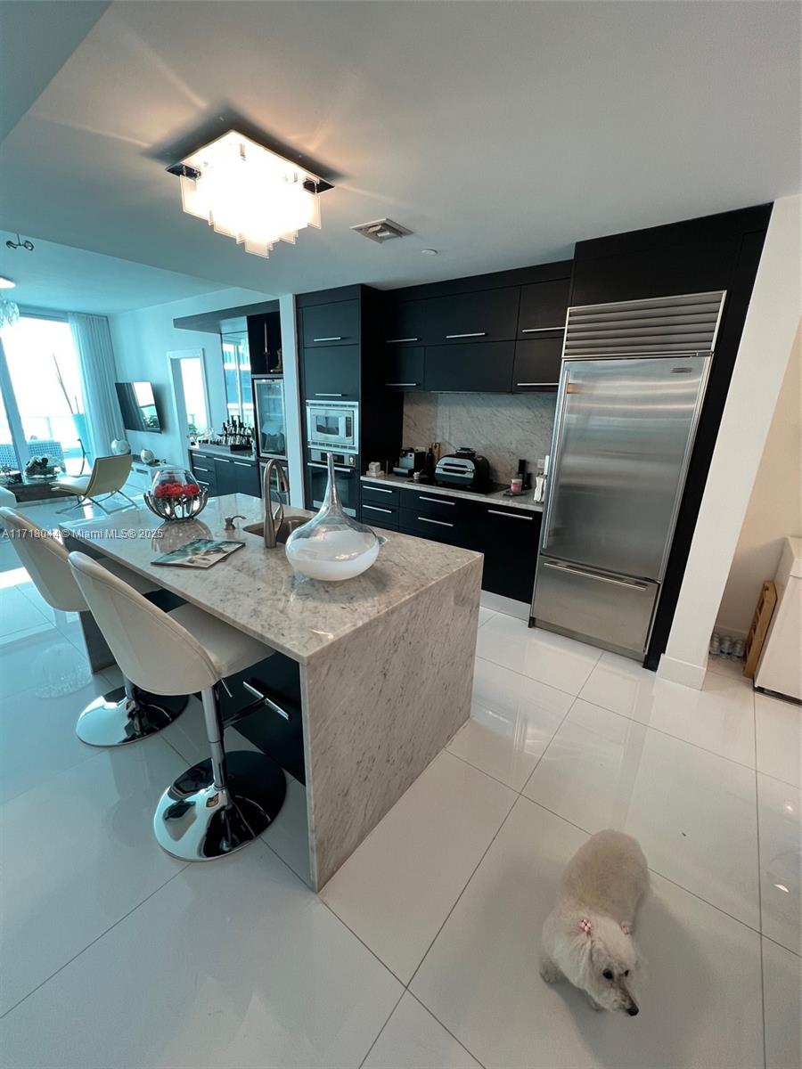 900 Biscayne Blvd #2008, Miami FL 33132