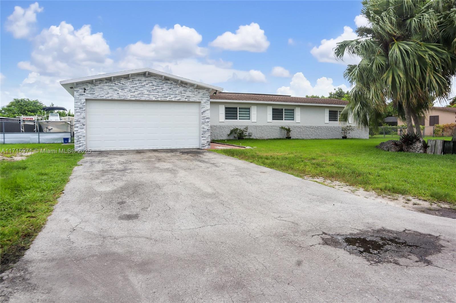 29721 SW 169th Ave, Homestead, Florida image 2