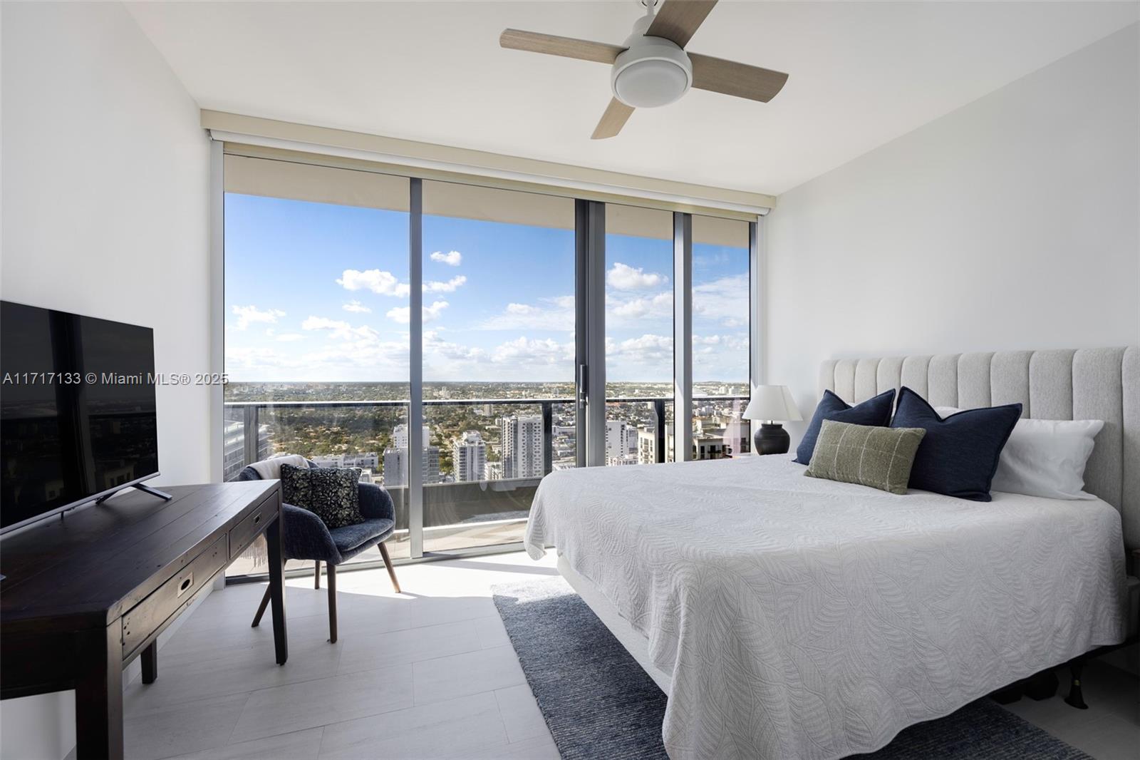 1000 Brickell Plz #4402, Miami FL 33131