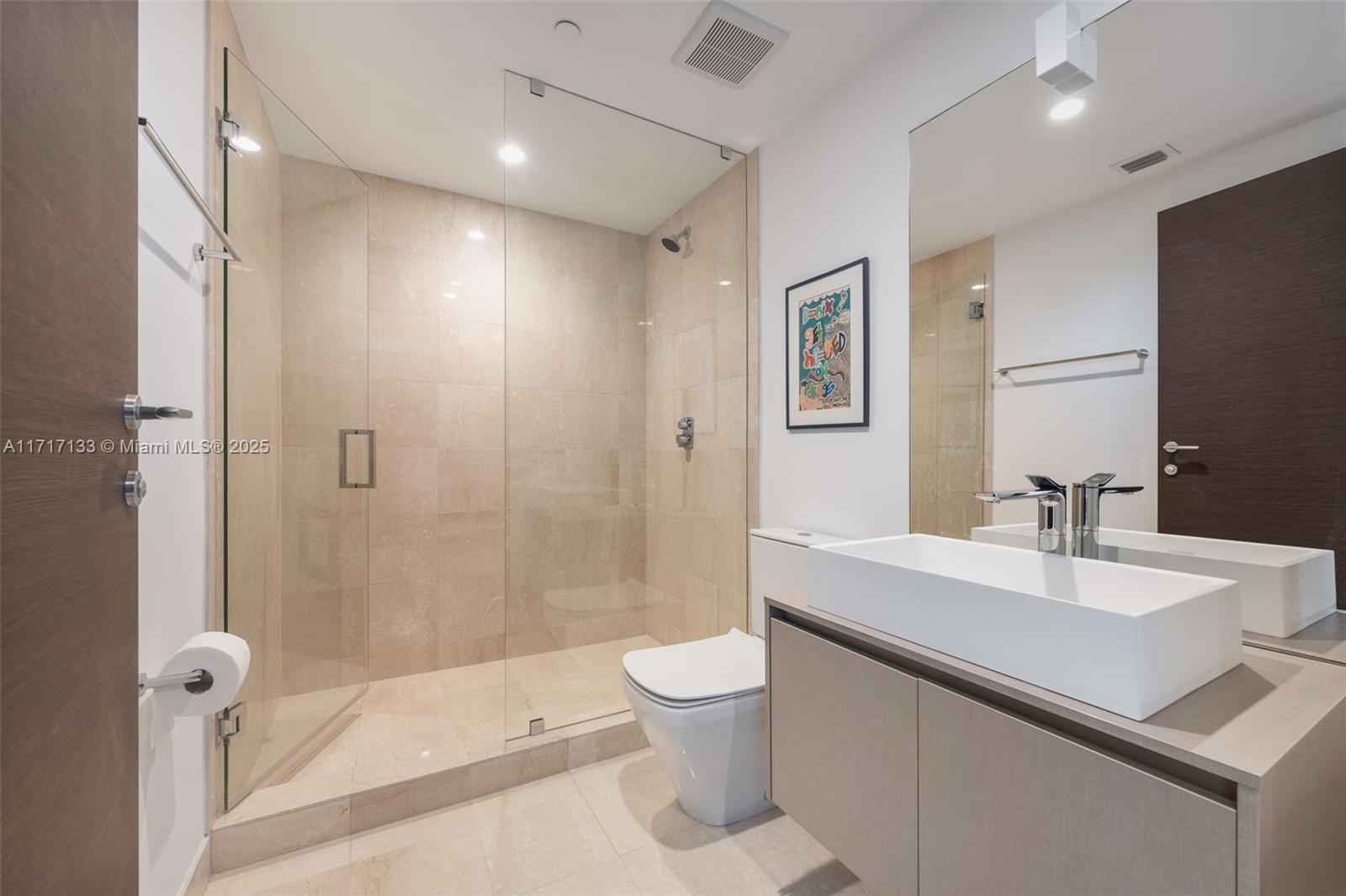 1000 Brickell Plz #4402, Miami FL 33131