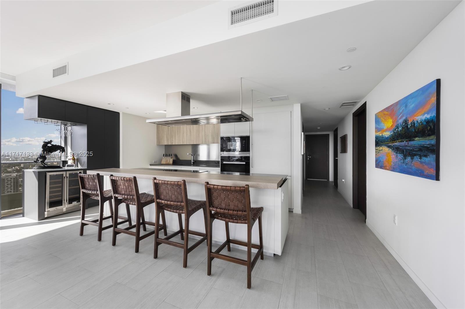 1000 Brickell Plz #4402, Miami FL 33131