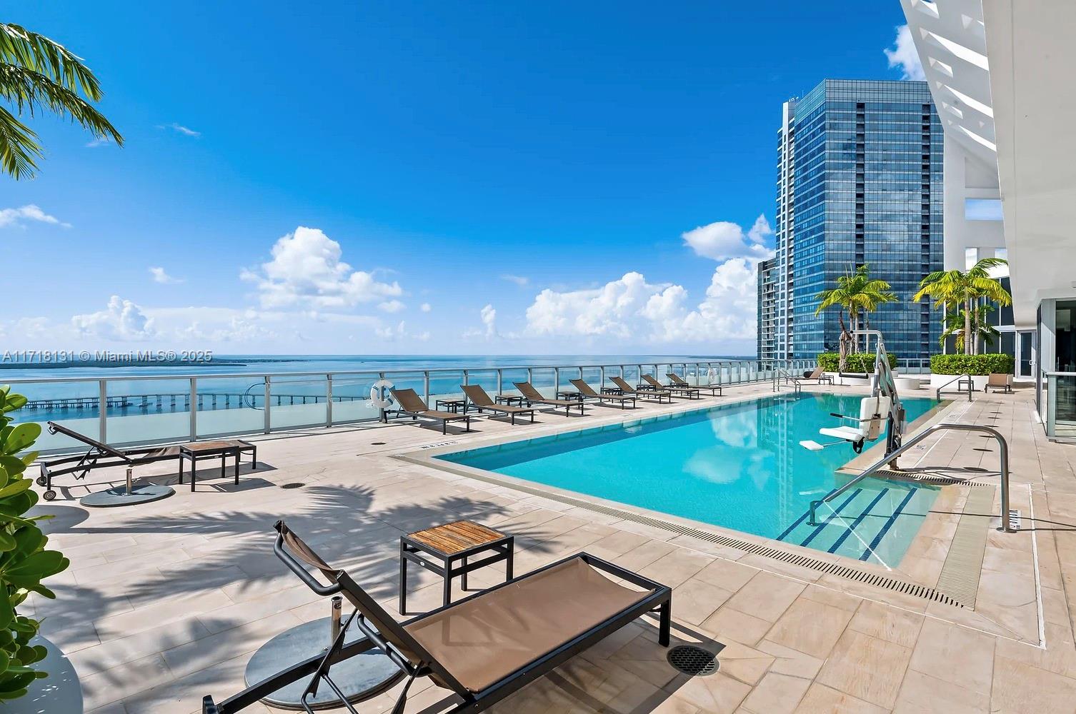 1300 Brickell Bay Dr #906, Miami FL 33131