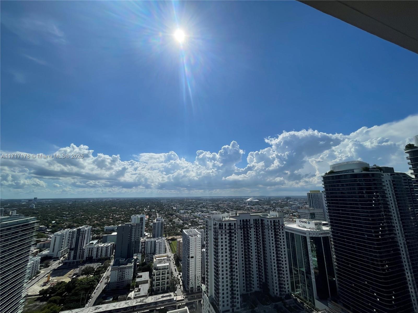 1000 Brickell Plaza #4410, Miami FL 33131