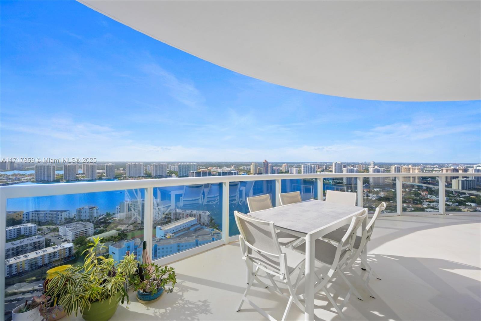 18201 Collins Ave #4901, Sunny Isles Beach, Florida image 27