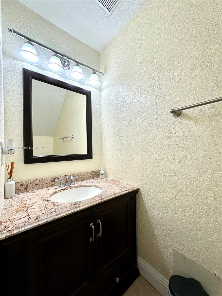 3490 Deer Creek Palladian Cir #3490, Deerfield Beach, Florida image 22