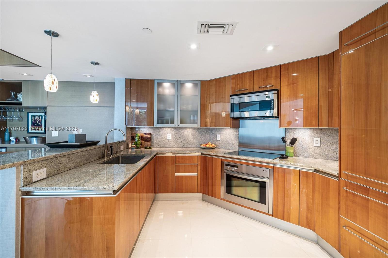 2627 S Bayshore Dr #606, Miami FL 33133