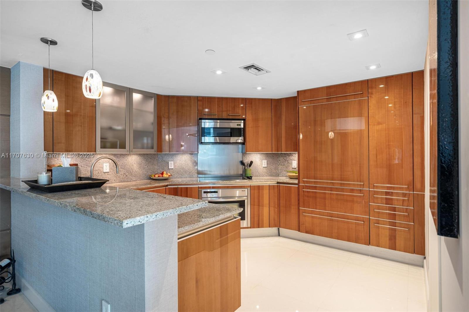 2627 S Bayshore Dr #606, Miami FL 33133