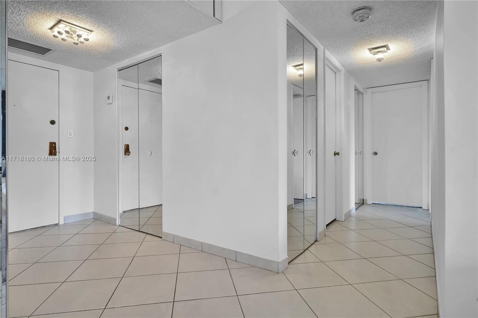 3800 S Ocean Dr #1019, Hollywood, Florida image 2