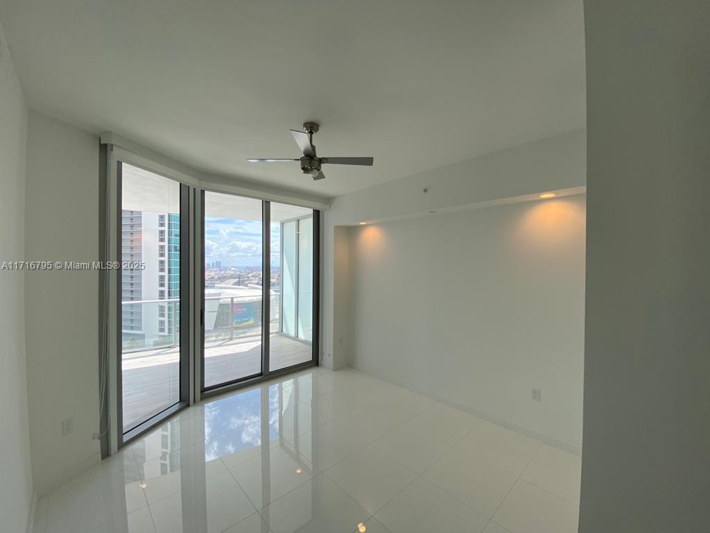 851 NE 1st Ave #2107, Miami FL 33132
