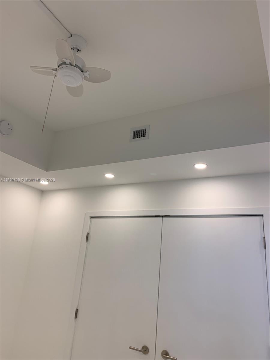 851 NE 1st Ave #2107, Miami FL 33132