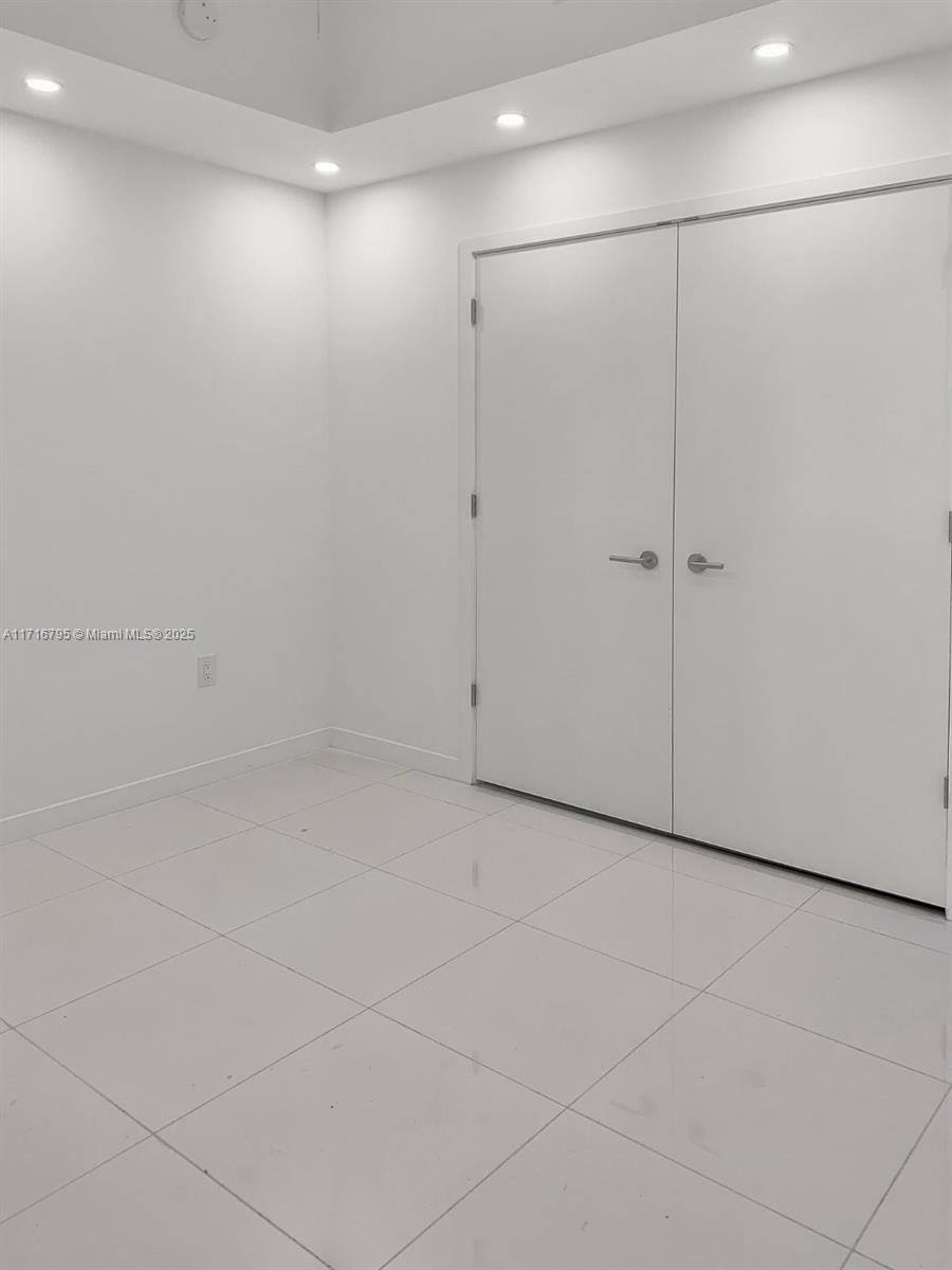 851 NE 1st Ave #2107, Miami FL 33132