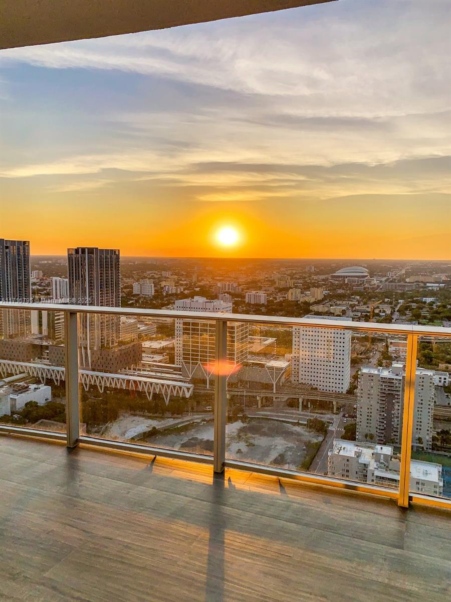 851 NE 1st Ave #2107, Miami FL 33132