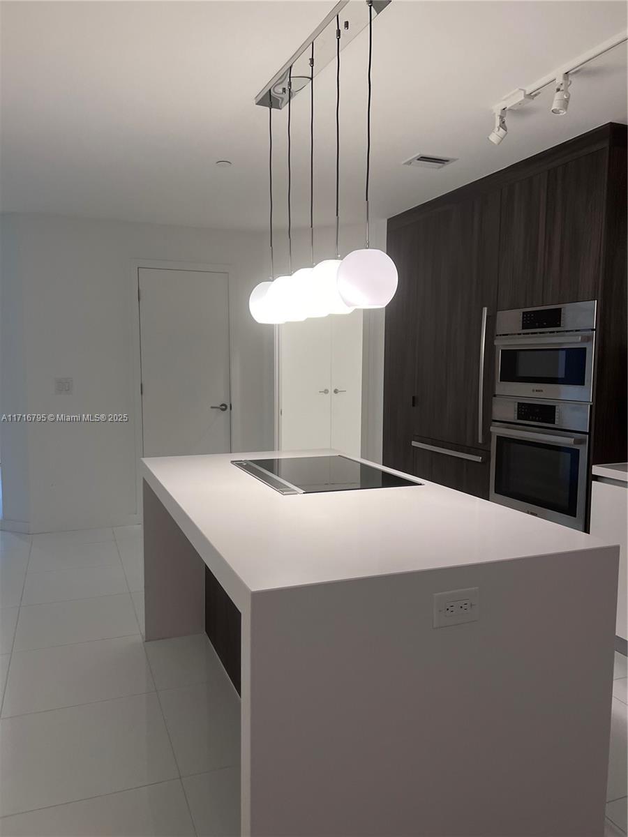 851 NE 1st Ave #2107, Miami FL 33132