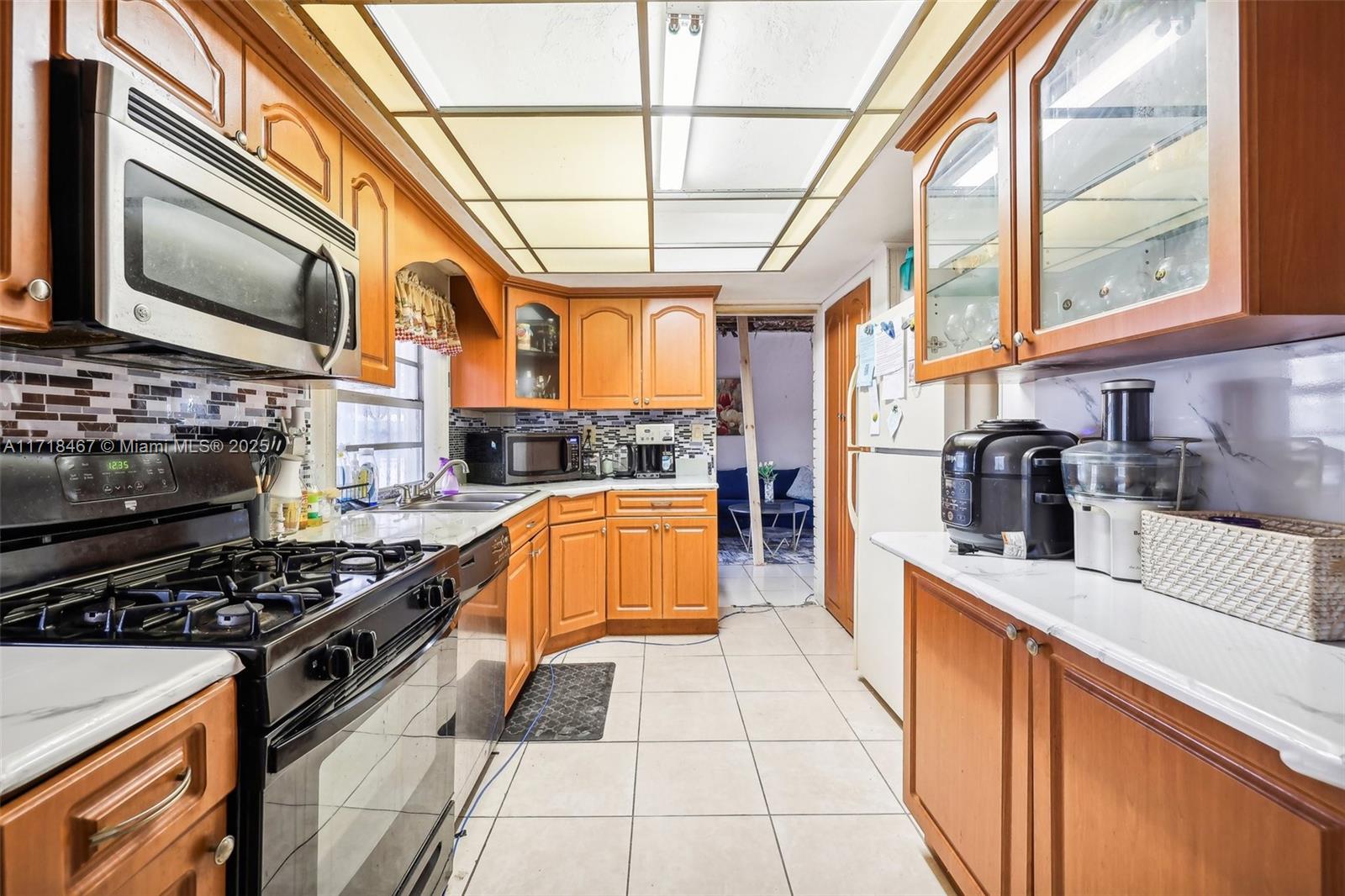 Listing Photo 15
