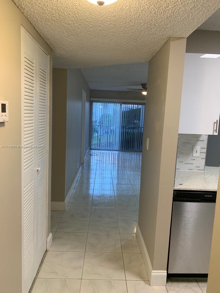 8700 N Sherman Cir #305, Miramar, Florida image 2