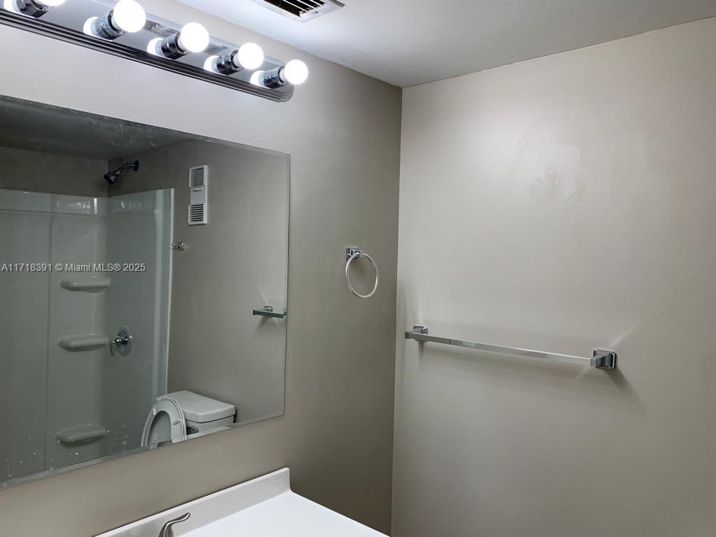 8700 N Sherman Cir #305, Miramar, Florida image 21