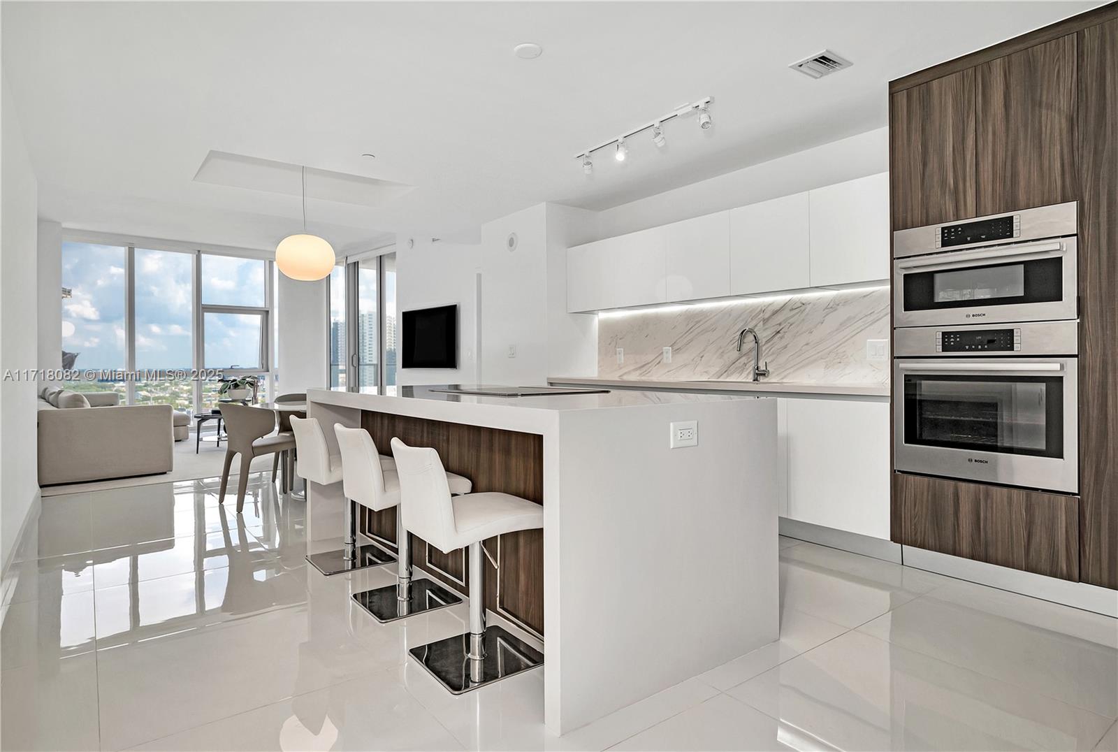 851 NE 1st Ave #1701, Miami FL 33132
