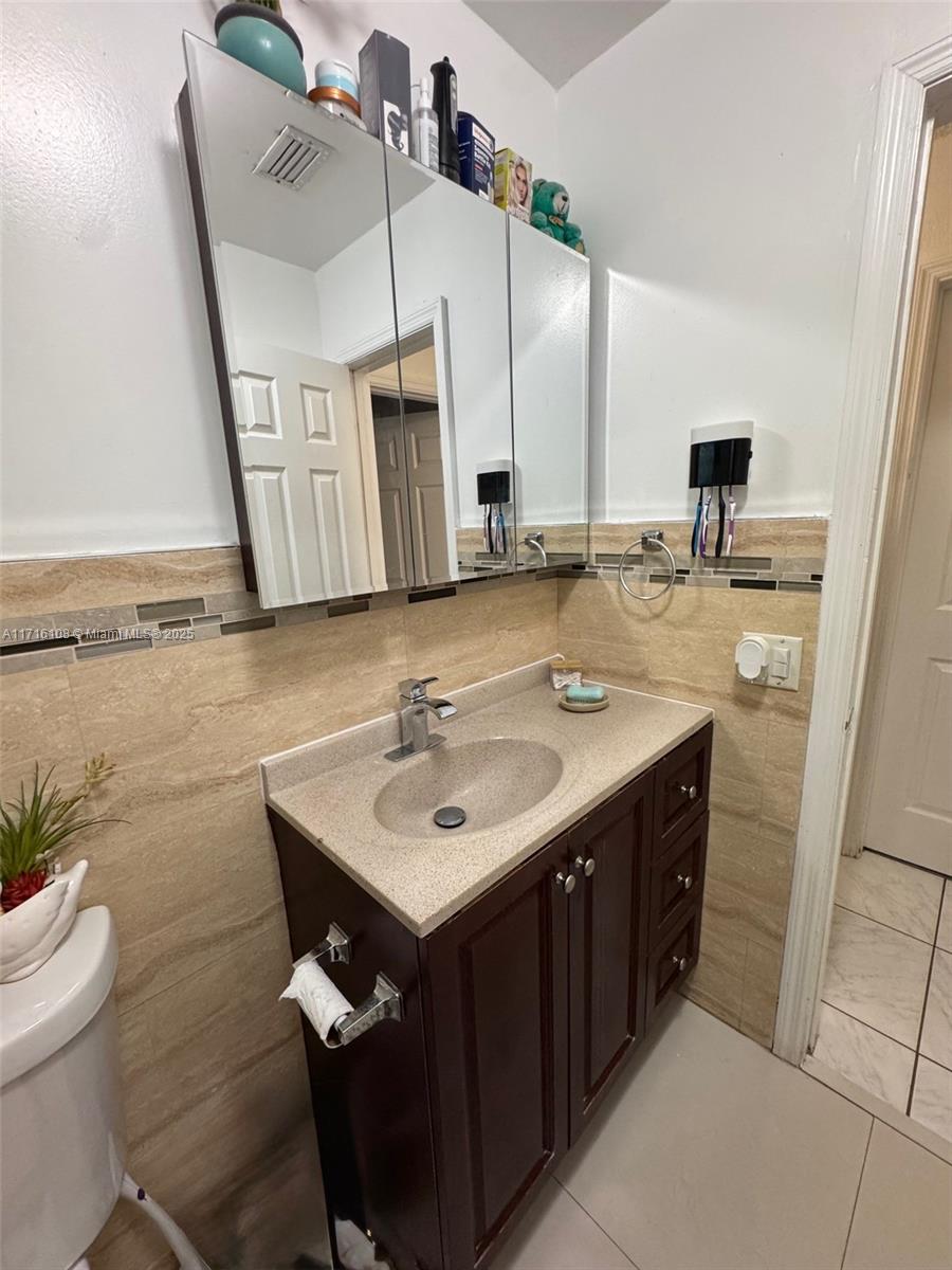 800 N 65th Ave, Hollywood, Florida image 3