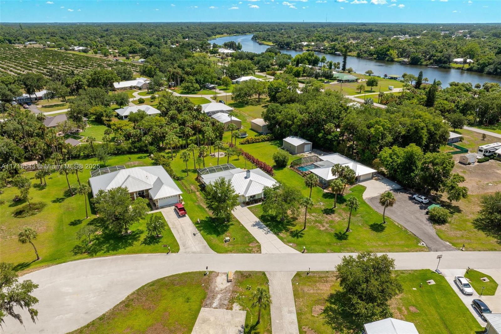 1724 Caloosa Estates Ct, La Belle, Florida image 39