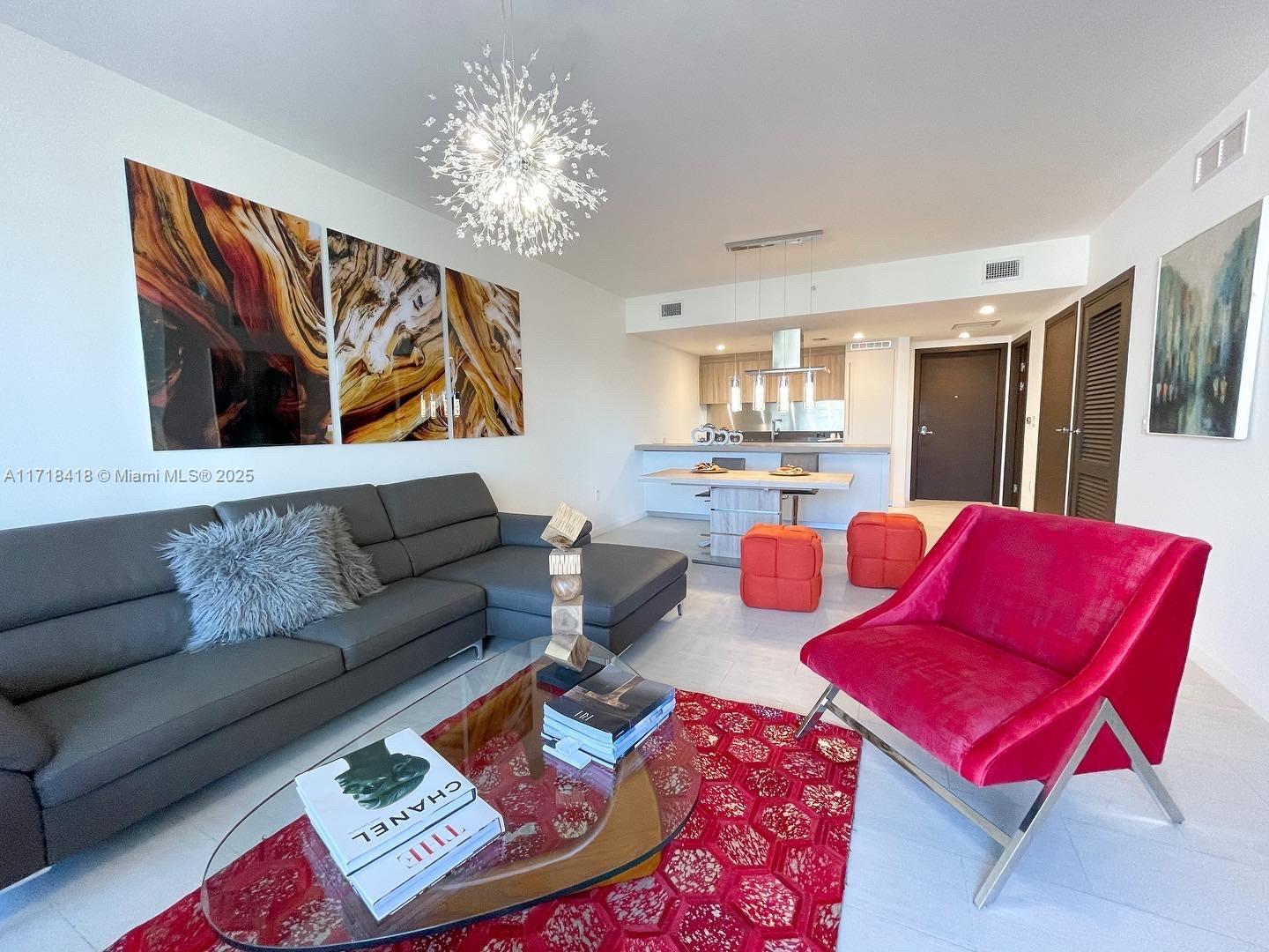 1000 Brickell Plz #2011, Miami FL 33131