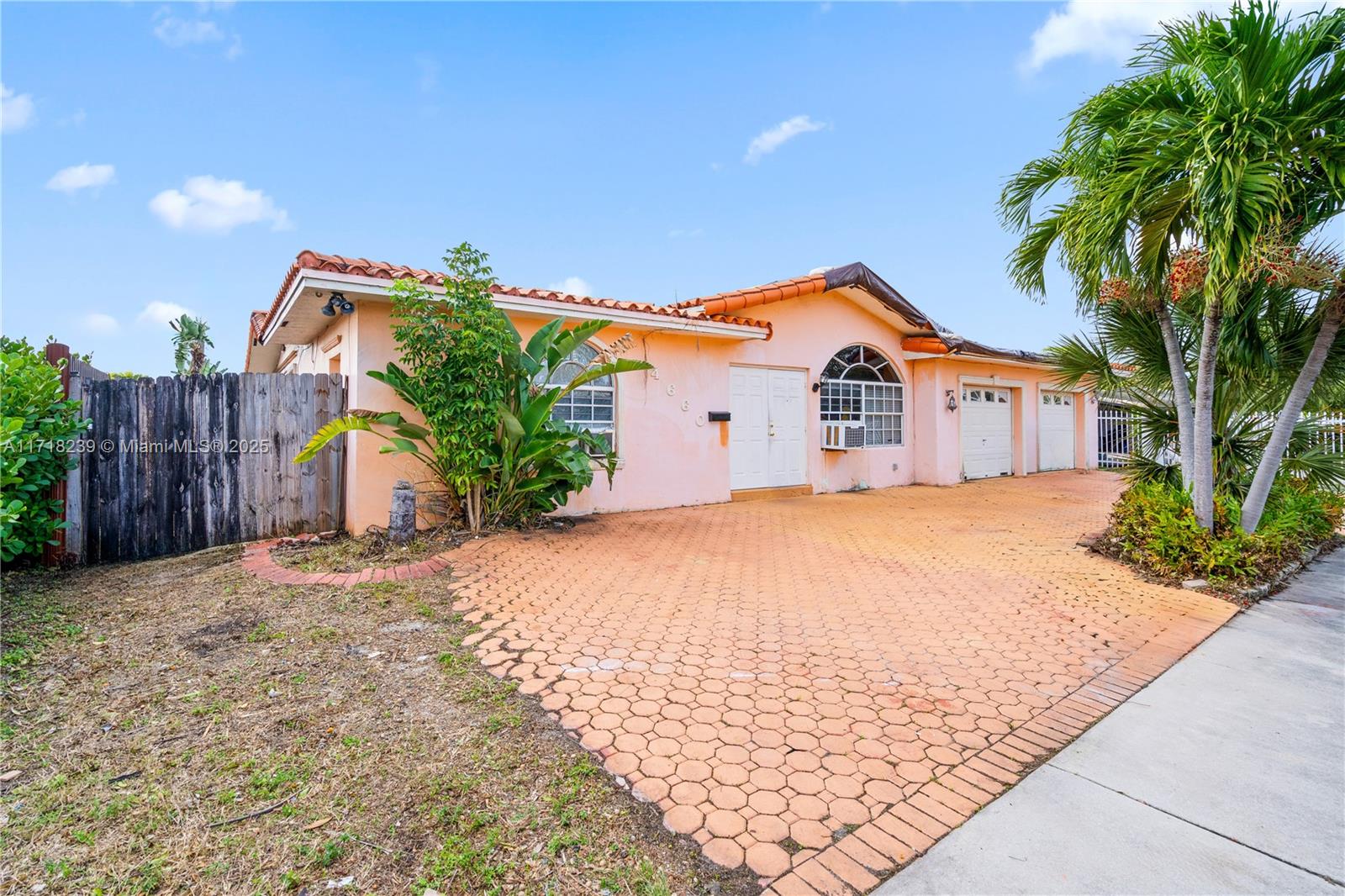 4660 W 8th Pl, Hialeah, Florida image 3