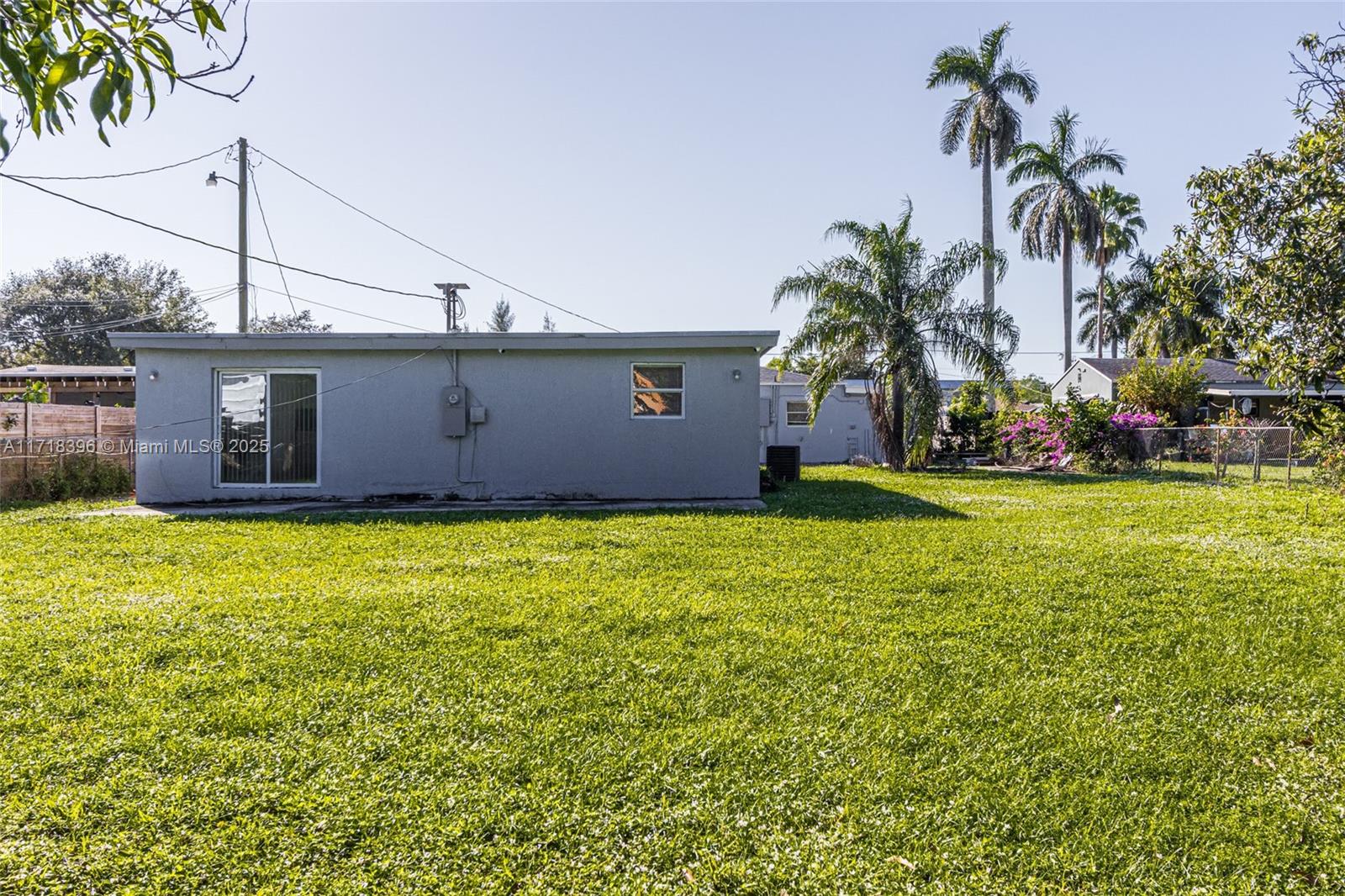 4433 SW 52nd St, Dania Beach, Florida image 23