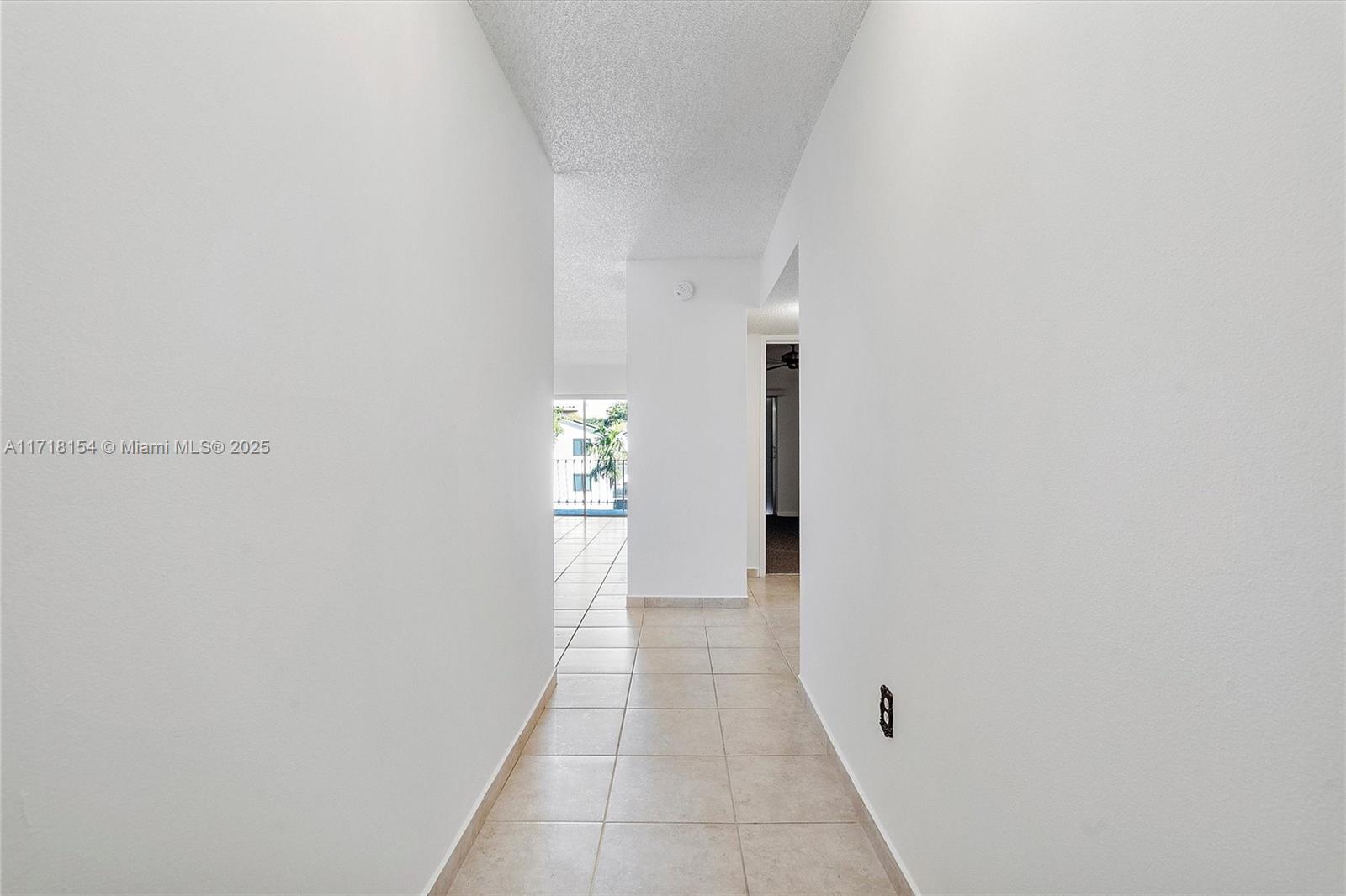 1950 W 54th St #222, Hialeah, Florida image 30