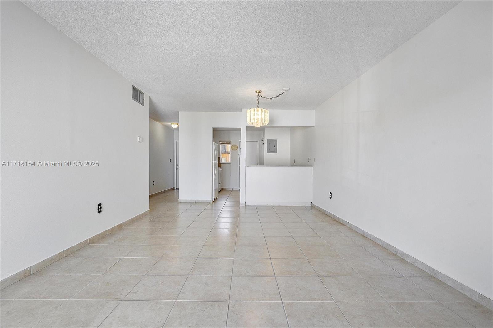 1950 W 54th St #222, Hialeah, Florida image 31