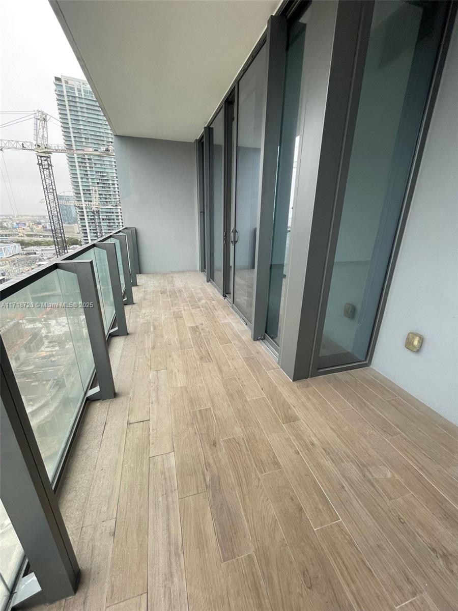 88 SW 7th St #1608, Miami FL 33130