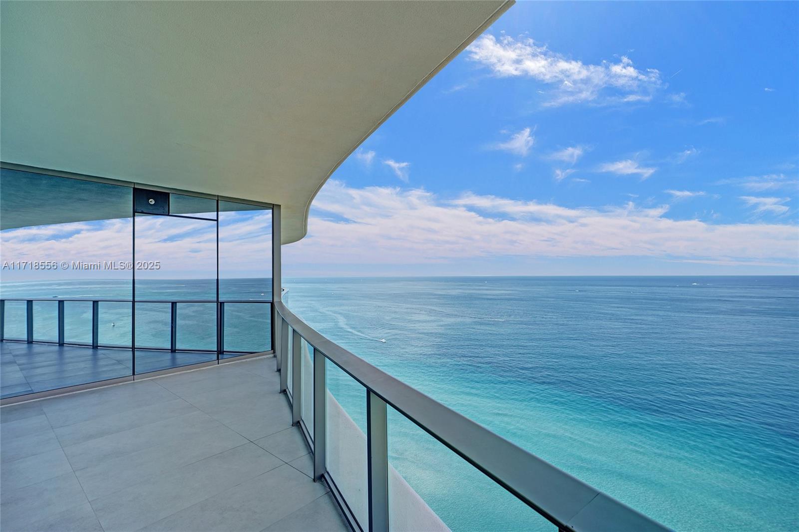Apartamento en Venta en Sunny Isles Beach, FL