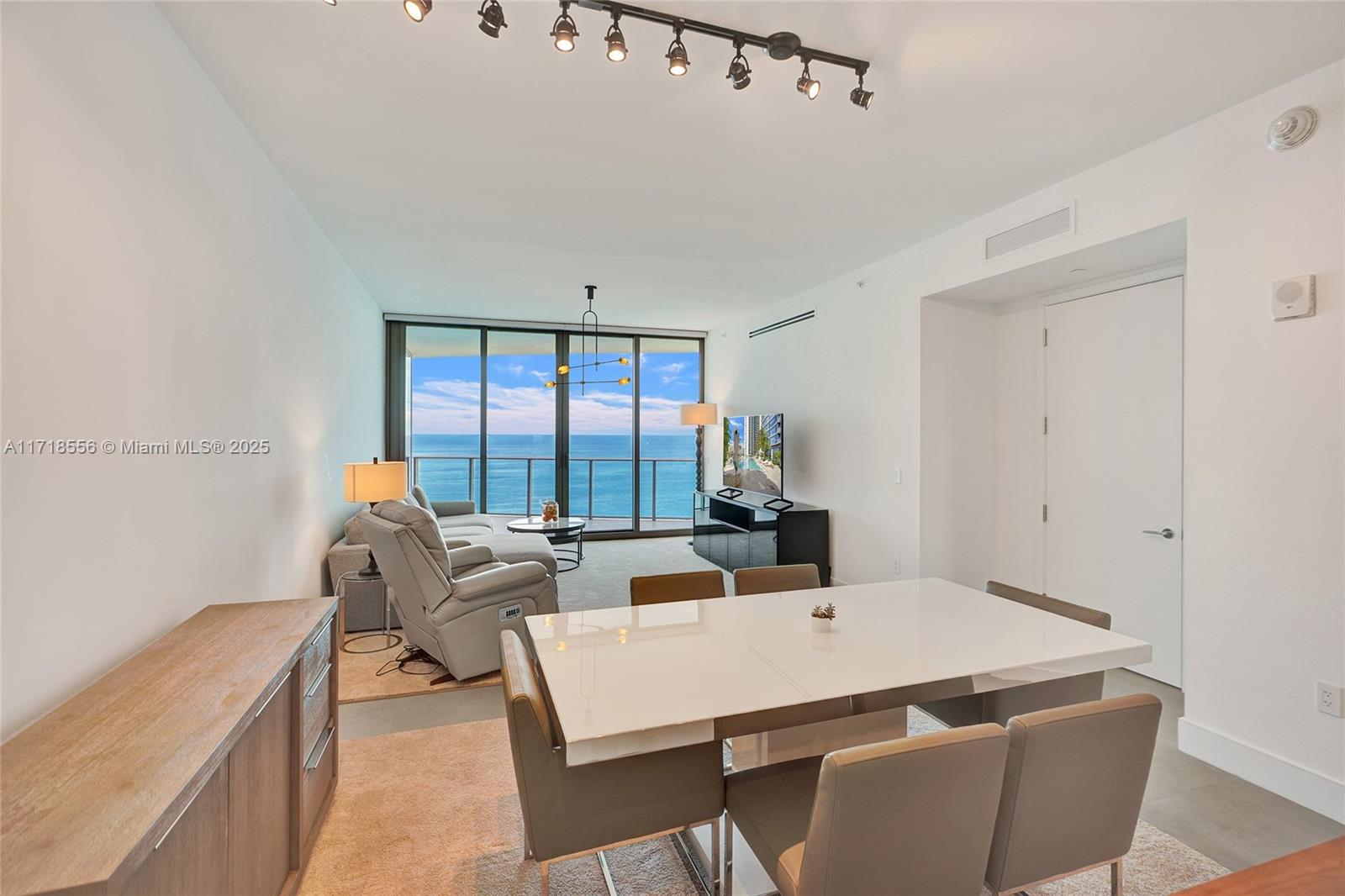 15701 Collins Ave #2903, Sunny Isles Beach, Florida image 14