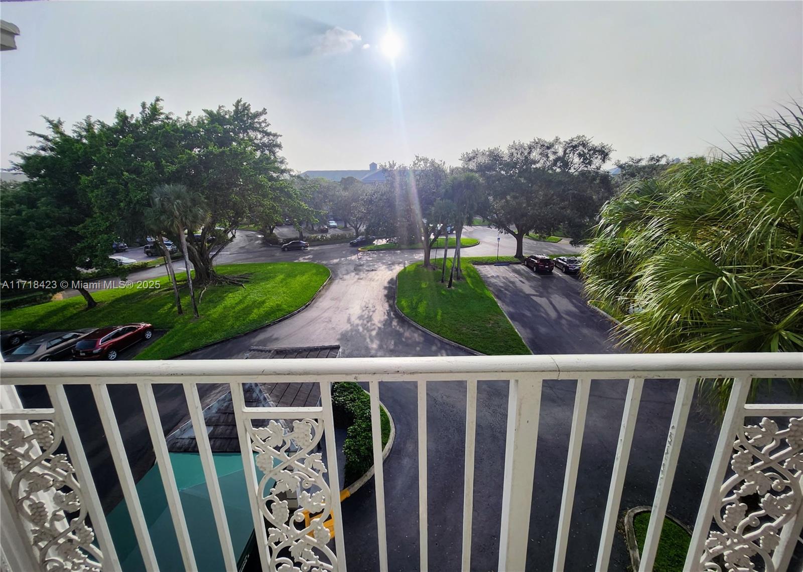 1516 Whitehall Dr #403, Davie, Florida image 13