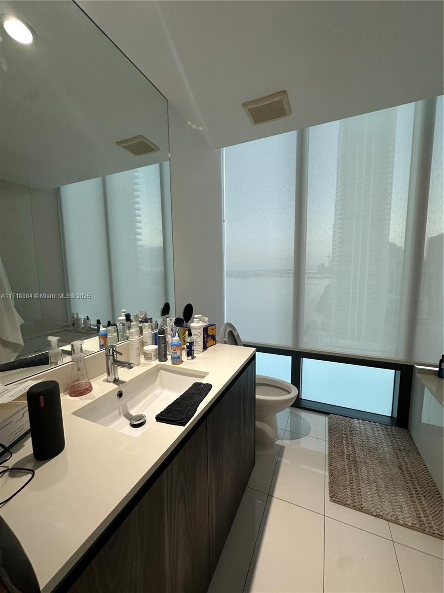 3131 NE 7th Ave #2301, Miami FL 33137