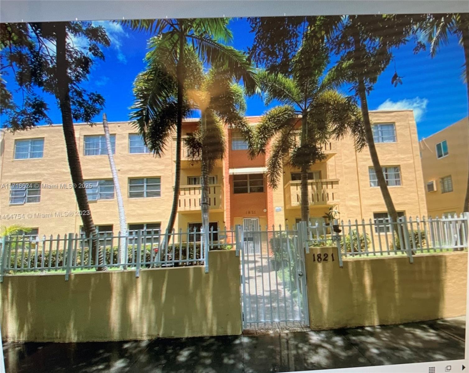 1821 NE 168 St #A6, North Miami Beach, Florida image 1