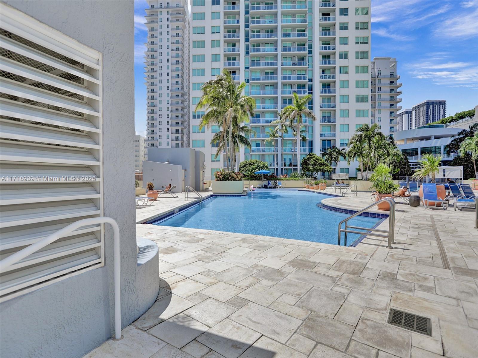 244 Biscayne Blvd #406, Miami FL 33132