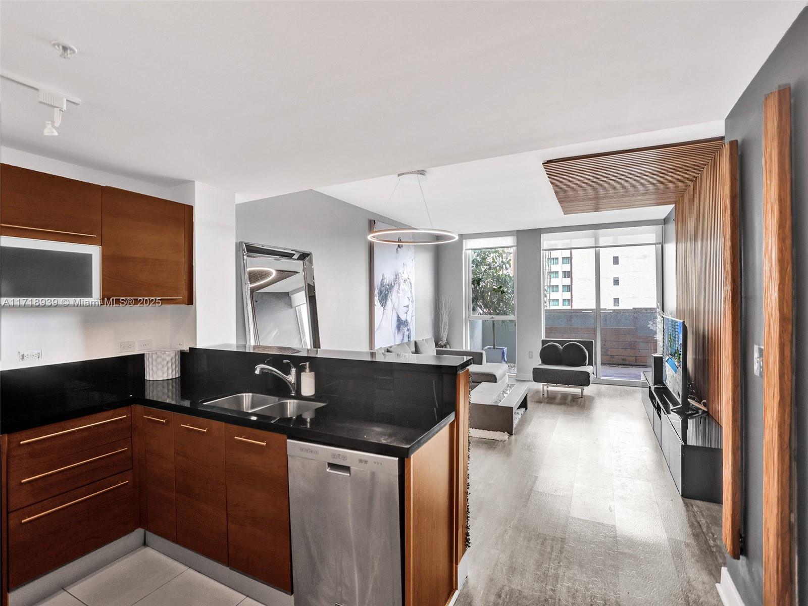 244 Biscayne Blvd #406, Miami FL 33132