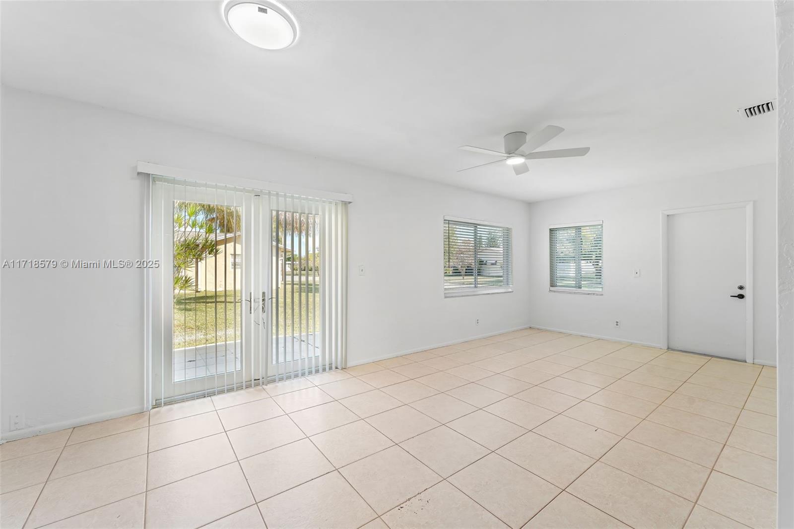 7006 NW 92nd Ave, Tamarac, Florida image 12