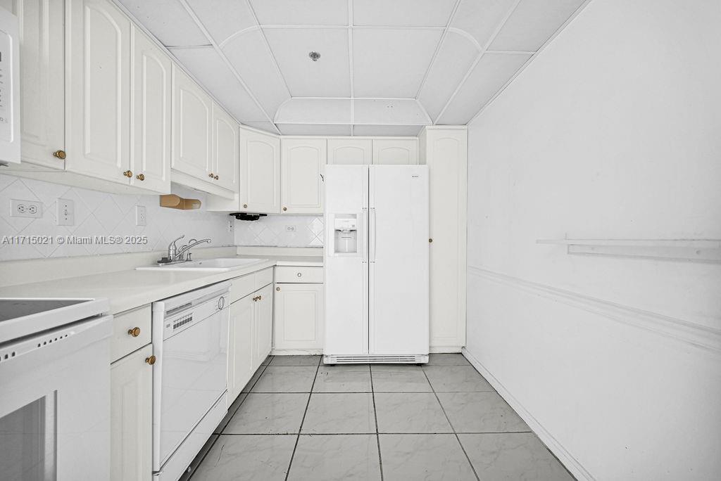 20355 NE 34th Ct #725, Aventura, Florida image 11