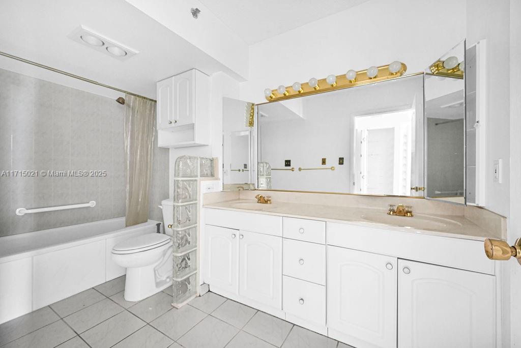 20355 NE 34th Ct #725, Aventura, Florida image 23