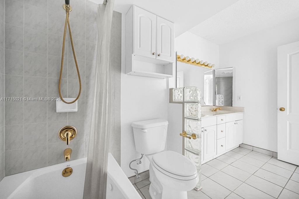 20355 NE 34th Ct #725, Aventura, Florida image 25